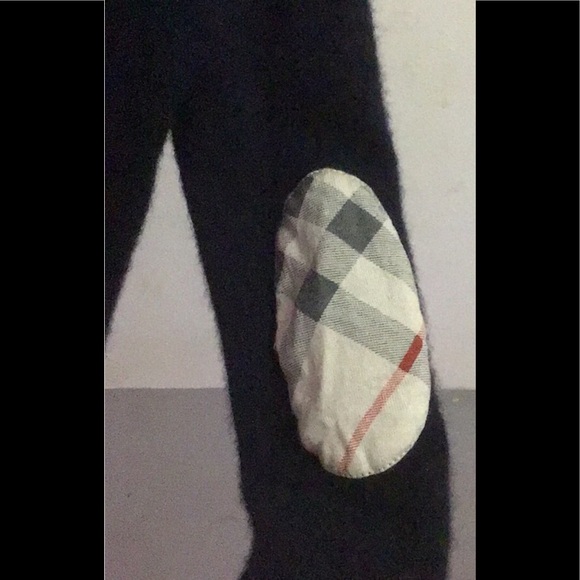 Authentic Burberry cashmere sweater💕 - Picture 6 of 7